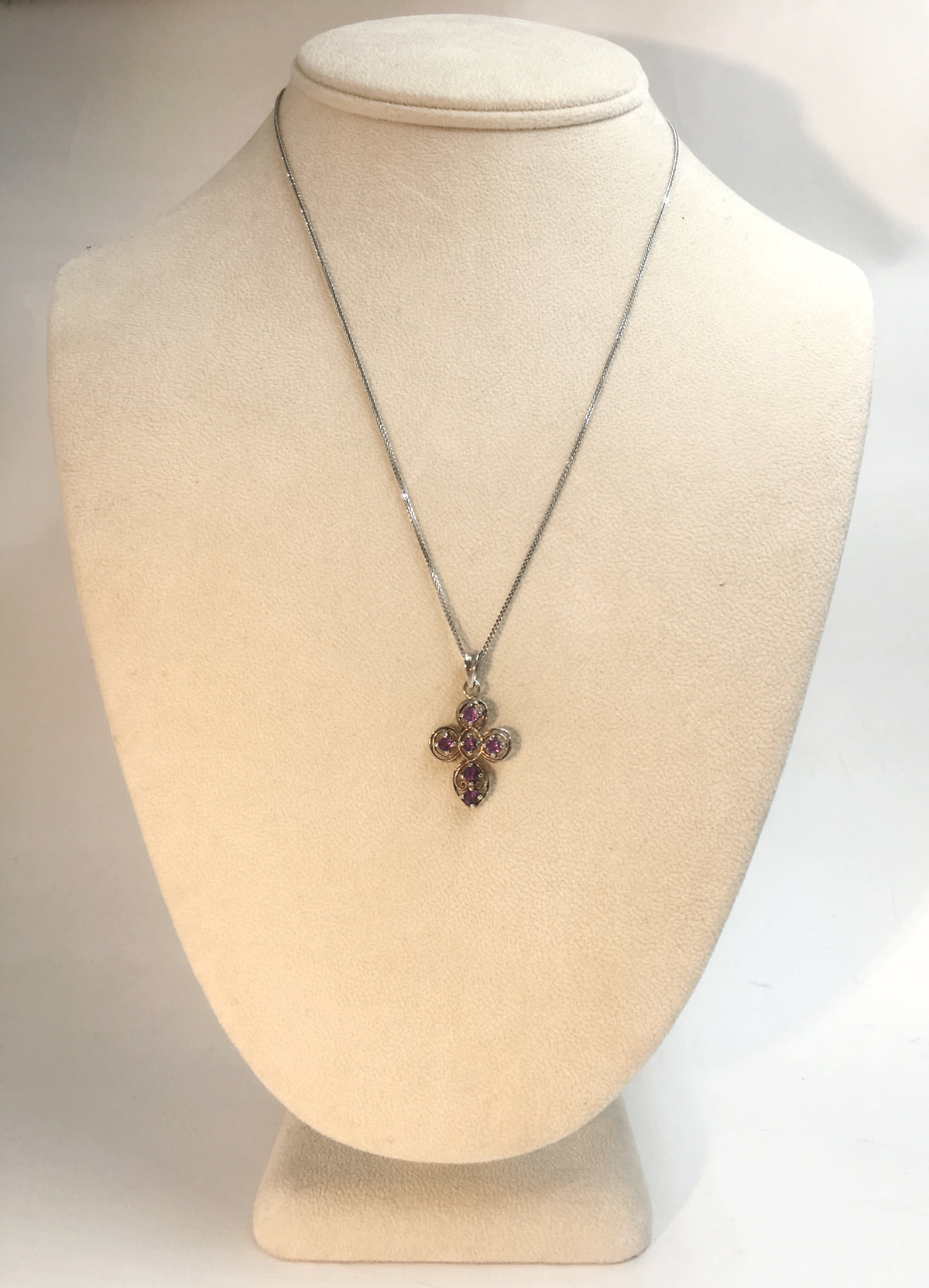 Amythyst Cross Pendant set in Silver